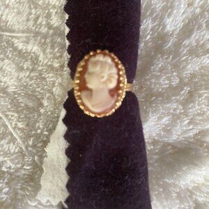 Cameo Ring